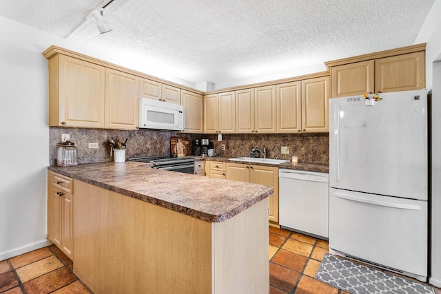 125 1st Ter, Palm Beach Gardens, FL 33418 - kitchen featuring white appliances, a peninsula, light brown cabinetry, decorative backsplash, and a textured ceiling