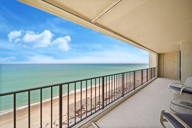 8750 S Ocean Dr Unit 731, Jensen Beach, FL 34957 - balcony featuring view of water and beach