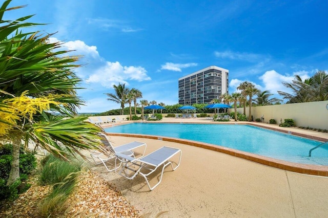 8750 S Ocean Dr Unit 731, Jensen Beach, FL 34957 - community pool with a patio