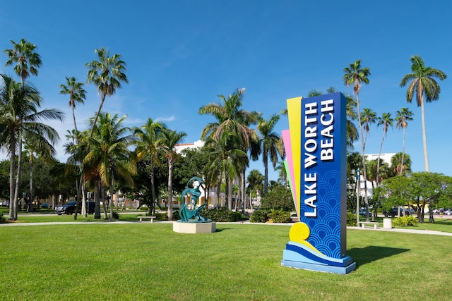 401 N J St Unit 9, Lake Worth Beach, FL 33460 - surrounding community with a yard