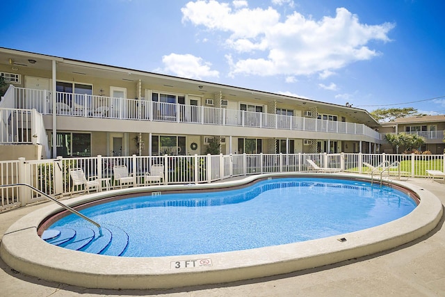 2501 N Ocean Blvd Unit 3, Pompano Beach, FL 33062 - view of community pool