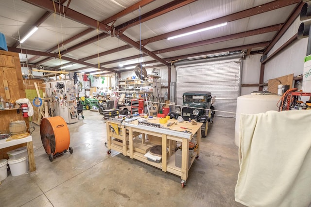 7611 SW 21st Pkwy, Okeechobee, FL 34974 - garage featuring a workshop area