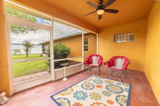 7611 SW 21st Pkwy, Okeechobee, FL 34974 - sunroom / solarium featuring ceiling fan