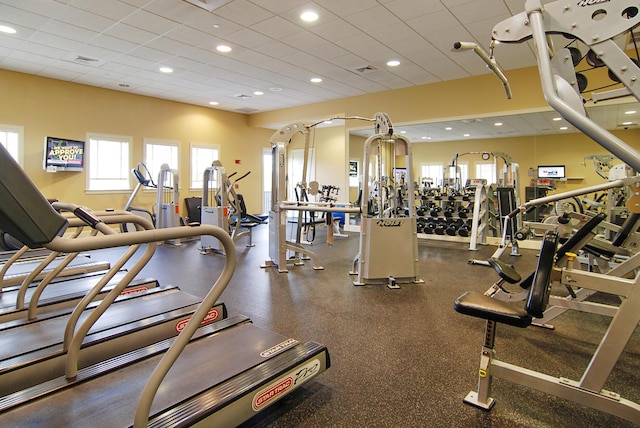 10312 Inverness Way, Port Saint Lucie, FL 34986 - exercise room featuring recessed lighting