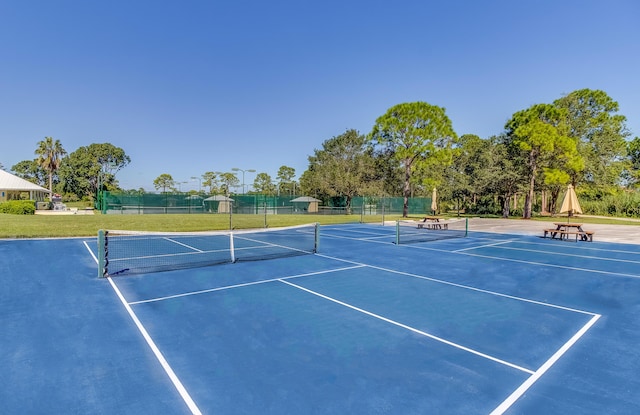 10312 Inverness Way, Port Saint Lucie, FL 34986 - view of tennis court featuring community basketball court