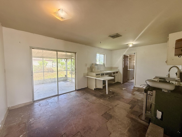 1376 Meadowbrook Dr, West Palm Beach, FL 33417 - kitchen featuring a sink
