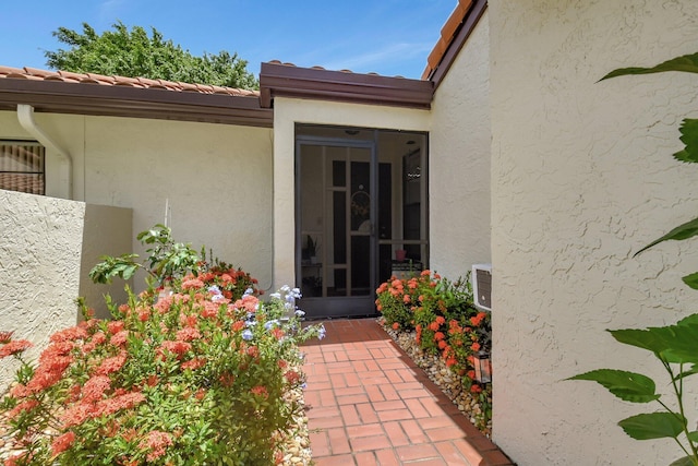 5319 Palmetto Palm Ct Unit A, Boynton Beach, FL 33437 - property entrance featuring stucco siding