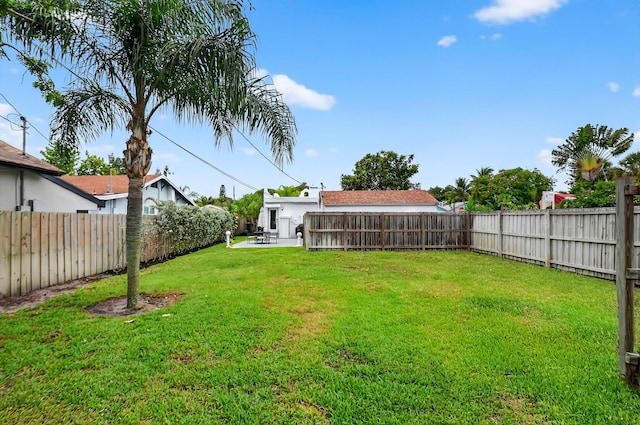 404 S M St Unit 1, Lake Worth Beach, FL 33460 - view of yard with a patio