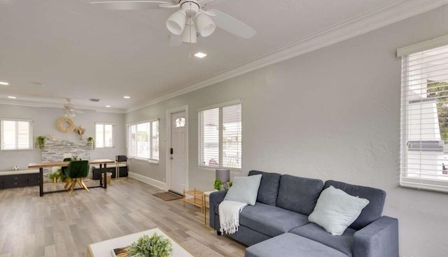 1022 State St, West Palm Beach, FL 33407 - living room featuring a ceiling fan, ornamental molding, recessed lighting, and light wood-type flooring