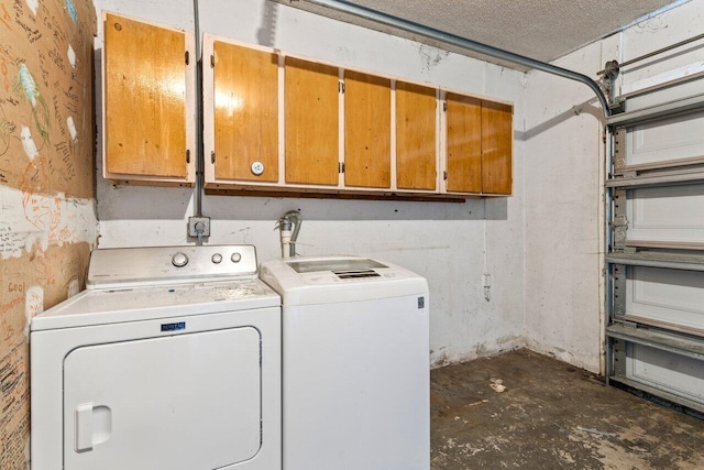 4694 Brady Blvd, Delray Beach, FL 33445 - laundry area with cabinet space and washing machine and clothes dryer