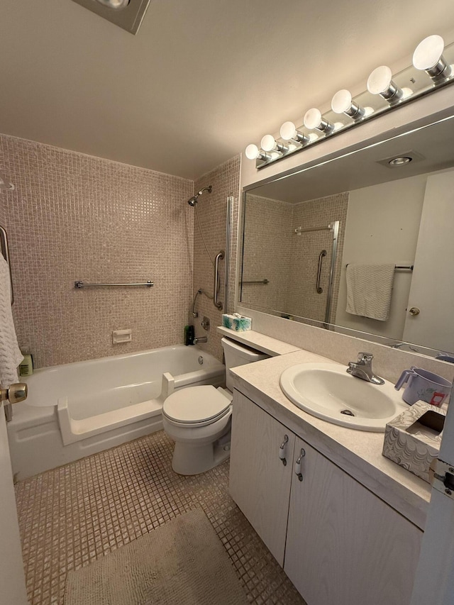 1041 Guildford C, Boca Raton, FL 33434 - bathroom featuring washtub / shower combination, vanity, toilet, and tile patterned floors