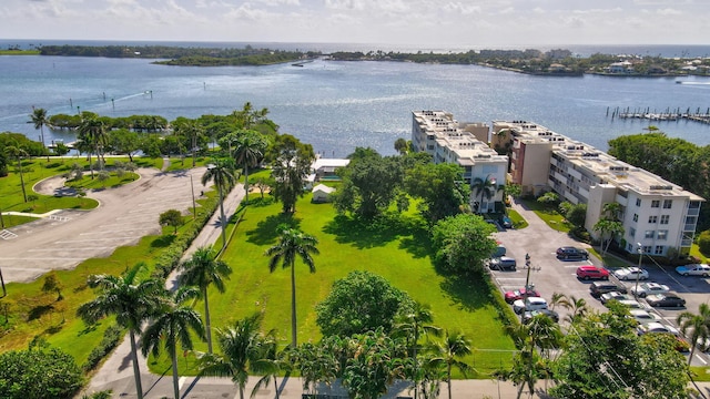 670 Oak St, Boynton Beach, FL 33435