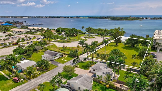 670 Oak St, Boynton Beach, FL 33435