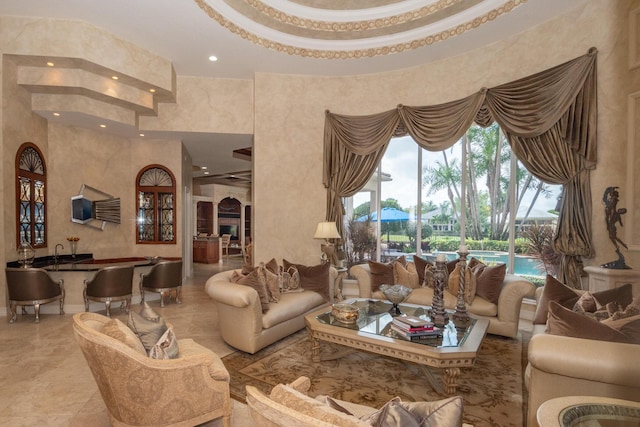 123 Grand Palm Way, Palm Beach Gardens, FL 33418 - living area featuring a high ceiling and recessed lighting