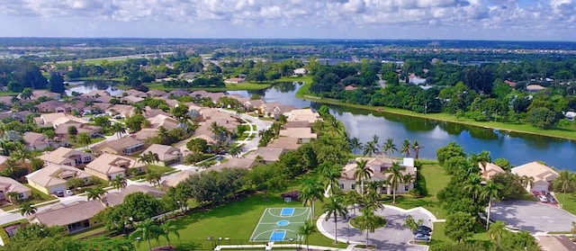 9360 Cove Point Cir, Boynton Beach, FL 33472 - aerial view of residential area featuring a large body of water