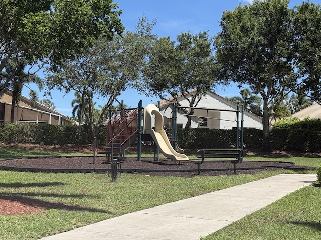 9360 Cove Point Cir, Boynton Beach, FL 33472 - communal playground with a lawn