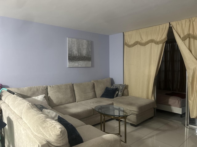 3099 NW 48th Ave Unit 163, Lauderdale Lakes, FL 33313 - living area featuring tile patterned flooring