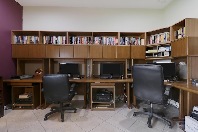 3429 SW Catskill Dr, Port Saint Lucie, FL 34953 - office space featuring light tile patterned floors