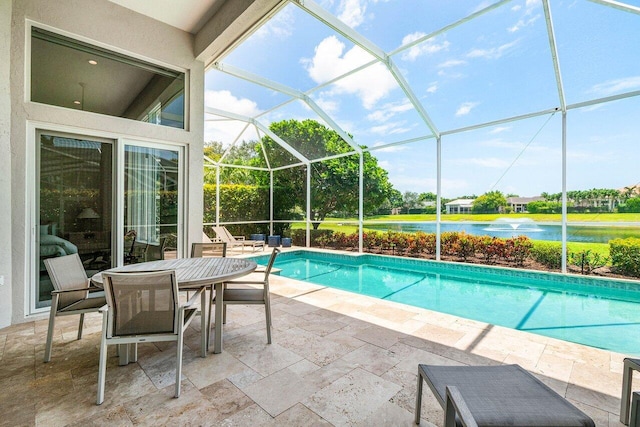 391 Isle Ct, Palm Beach Gardens, FL 33418 - swimming pool featuring a patio area, a water view, and a lanai