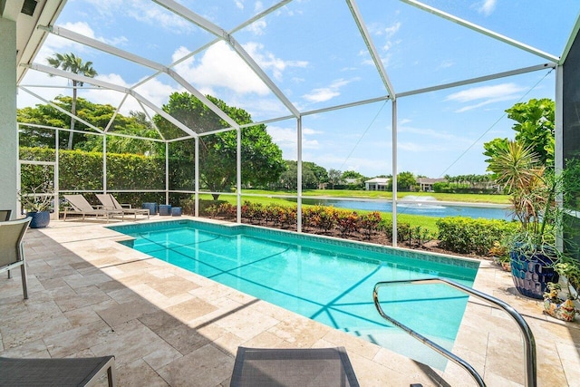 391 Isle Ct, Palm Beach Gardens, FL 33418 - outdoor pool with a patio, a water view, and a lanai