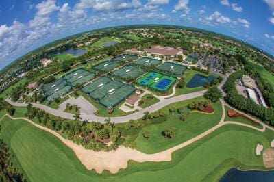 391 Isle Ct, Palm Beach Gardens, FL 33418 - aerial view of property's location featuring a local golf course