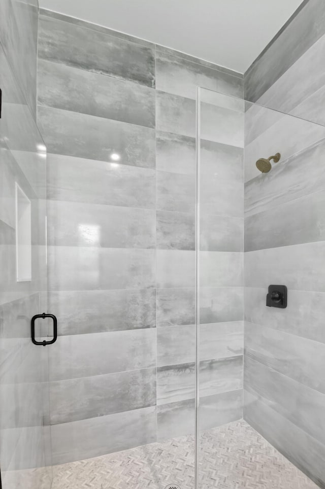 3920 Espan Ct, Palm Springs, FL 33461 - bathroom featuring a stall shower
