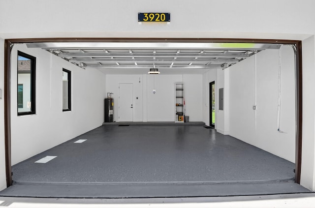 3920 Espan Ct, Palm Springs, FL 33461 - garage with water heater