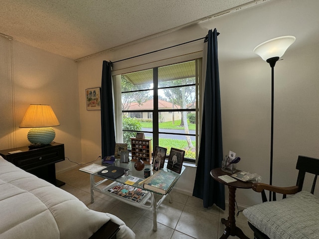 4670 Rosewood Tree Ct Unit B, Boynton Beach, FL 33436 - tiled living room featuring a textured ceiling