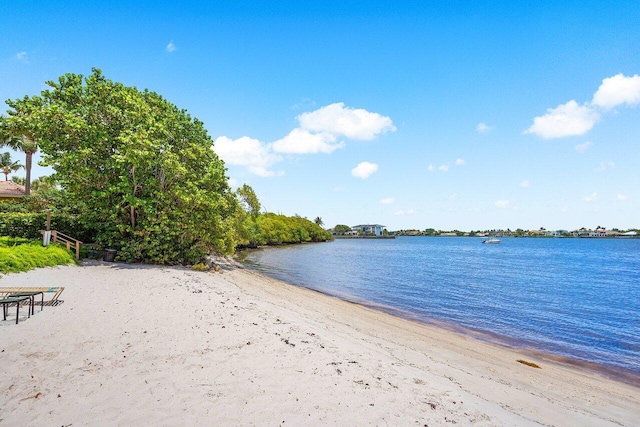 800 Scotia Dr Unit 102, Hypoluxo, FL 33462 - water view