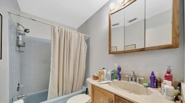 10151 Windtree Ln N, Boca Raton, FL 33428 - full bath featuring vanity and shower / tub combo with curtain