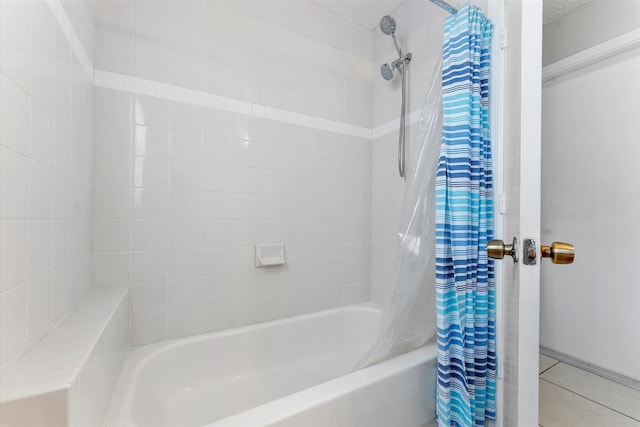 8073 Pelican Harbour Dr, Lake Worth, FL 33467 - bathroom with shower / tub combo and tile patterned floors