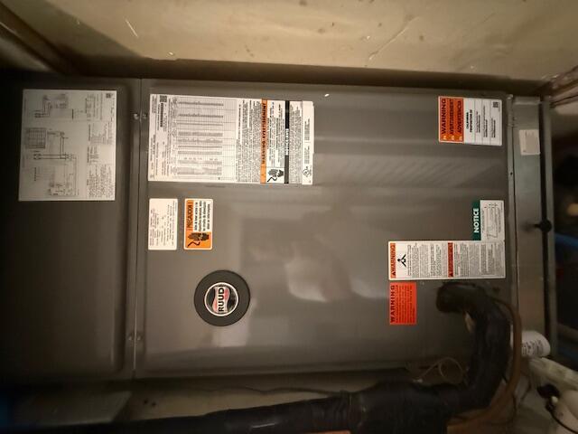 616 37th St, West Palm Beach, FL 33407 - view of utility room
