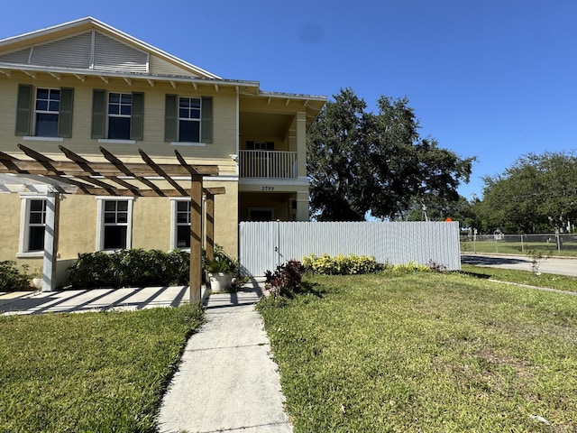 2799 Saranac Ave, West Palm Beach, FL 33409 - view of front facade featuring stucco siding