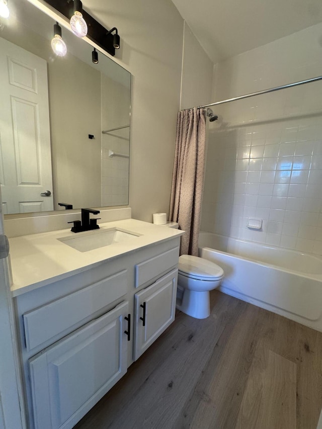 2799 Saranac Ave, West Palm Beach, FL 33409 - bathroom with wood finished floors, vanity, and shower / bathtub combination with curtain