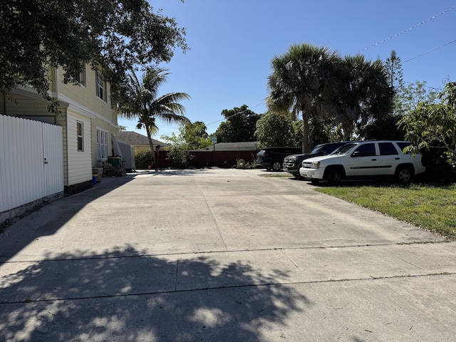 2799 Saranac Ave, West Palm Beach, FL 33409 - view of concrete surface