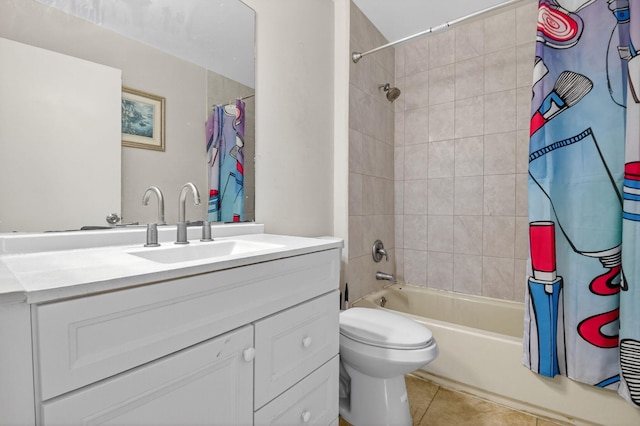 3 Ripley Way, Boynton Beach, FL 33426 - bathroom featuring tile patterned flooring, vanity, and shower / tub combo with curtain