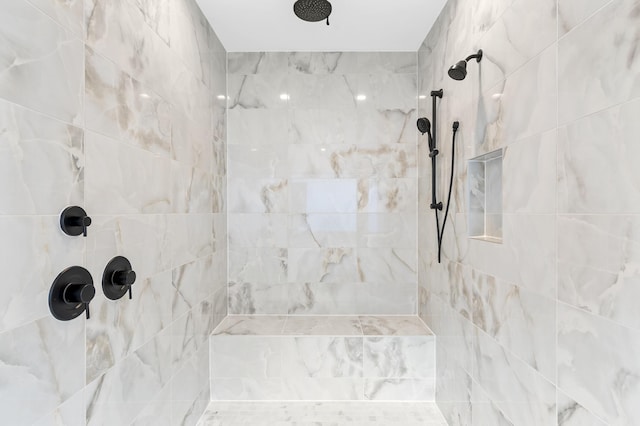 12870 Crane Xing, Palm Beach Gardens, FL 33412 - bathroom featuring tiled shower