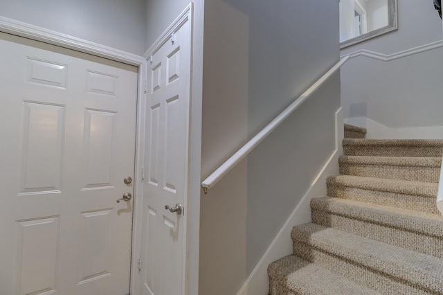 925 SW All American Blvd, Palm City, FL 34990 - view of stairway