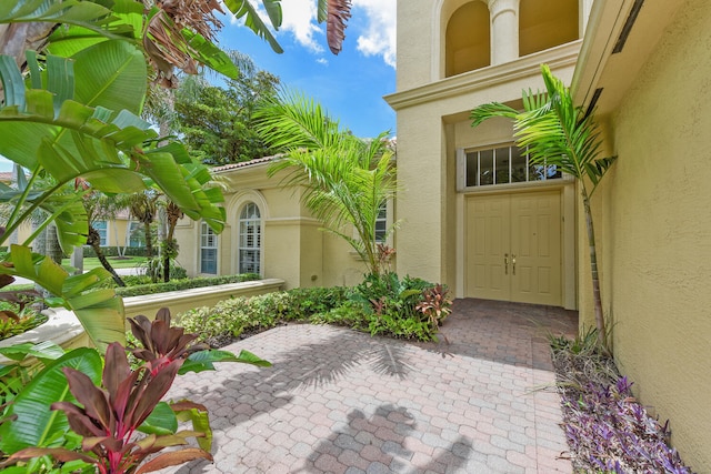 9724 Via Grandezza, Wellington, FL 33411 - entrance to property featuring stucco siding