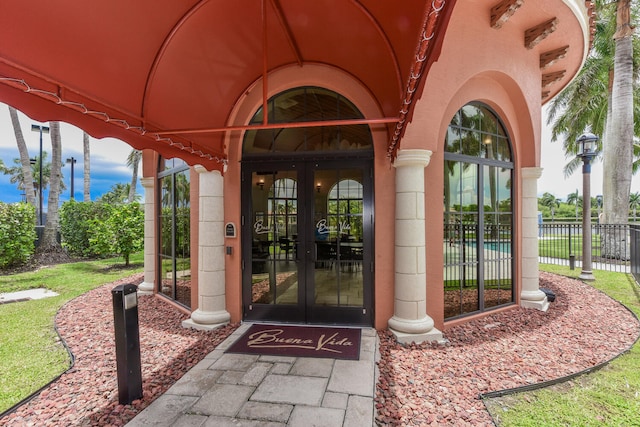9724 Via Grandezza, Wellington, FL 33411 - property entrance featuring french doors