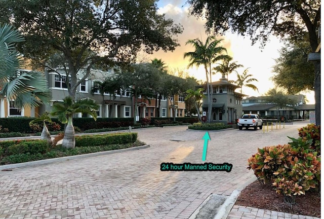 770 Millbrae 4 Ct Unit 4, West Palm Beach, FL 33401 - view of community featuring a residential view