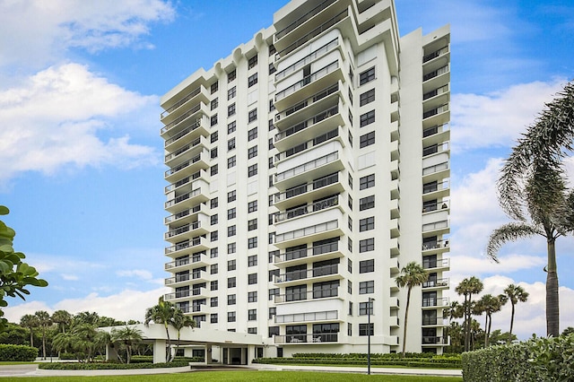 2001 N Ocean Blvd Unit 1804, Boca Raton, FL 33431 - view of apartment building / complex