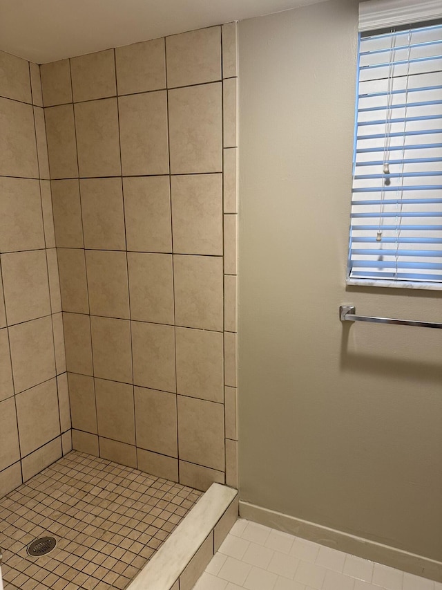 5917 Via Vermilya Unit 306, Lake Worth, FL 33462 - full bath with a tile shower and tile patterned floors