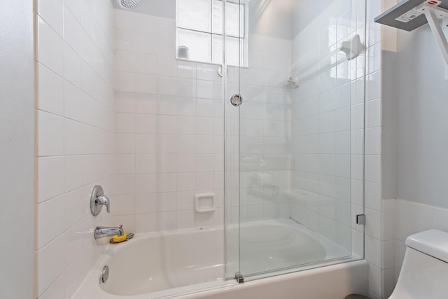 231 Caravelle Dr, Jupiter, FL 33458 - full bath with shower / bath combination with glass door and toilet