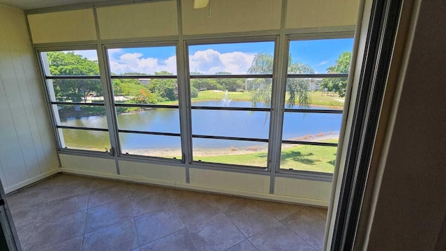 2905 Victoria Pl Unit D3, Coconut Creek, FL 33066 - detailed view of nearby water and baseboards