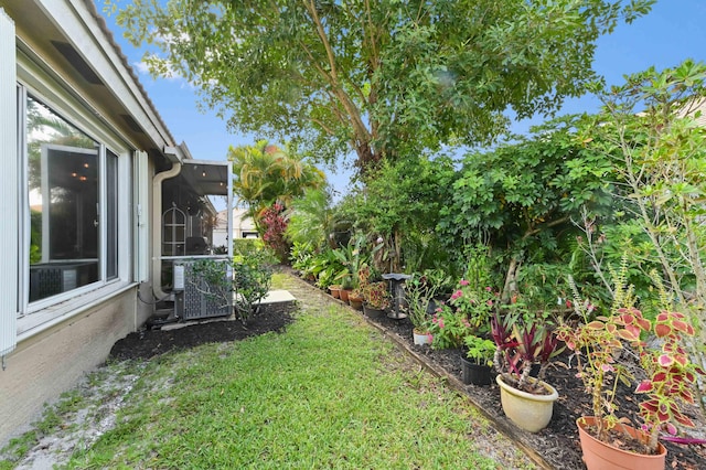 8404 Long Bay, West Palm Beach, FL 33411 - view of green lawn