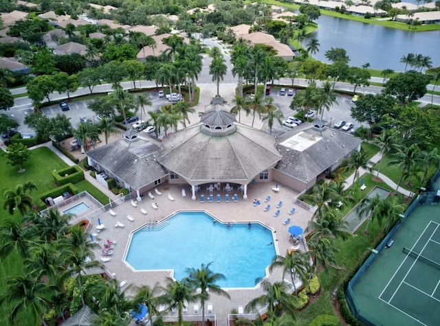 8404 Long Bay, West Palm Beach, FL 33411 - aerial view of a pool area and a large body of water