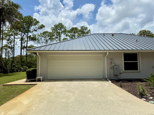 13021 150th Ct N, Jupiter, FL 33478 - garage with driveway