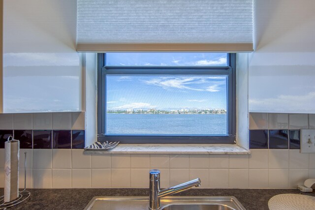 896 N Federal Hwy Unit 324, Lantana, FL 33462 - kitchen view of backsplash