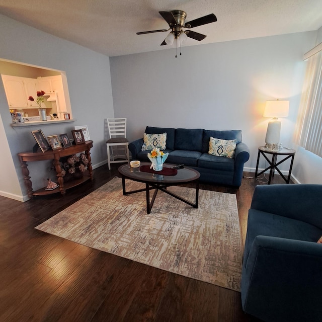 70 Easthampton C, West Palm Beach, FL 33417 - living area with wood finished floors and a ceiling fan